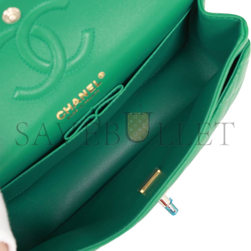 CHANEL SMALL CLASSIC DOUBLE FLAP BAG GREEN LAMBSKIN LIGHT GOLD HARDWARE (23*13*6cm) CHANEL SMALL CLASSIC DOUBLE FLAP BAG GREEN LAMBSKIN LIGHT GOLD HARDWARE (23*13*6cm)