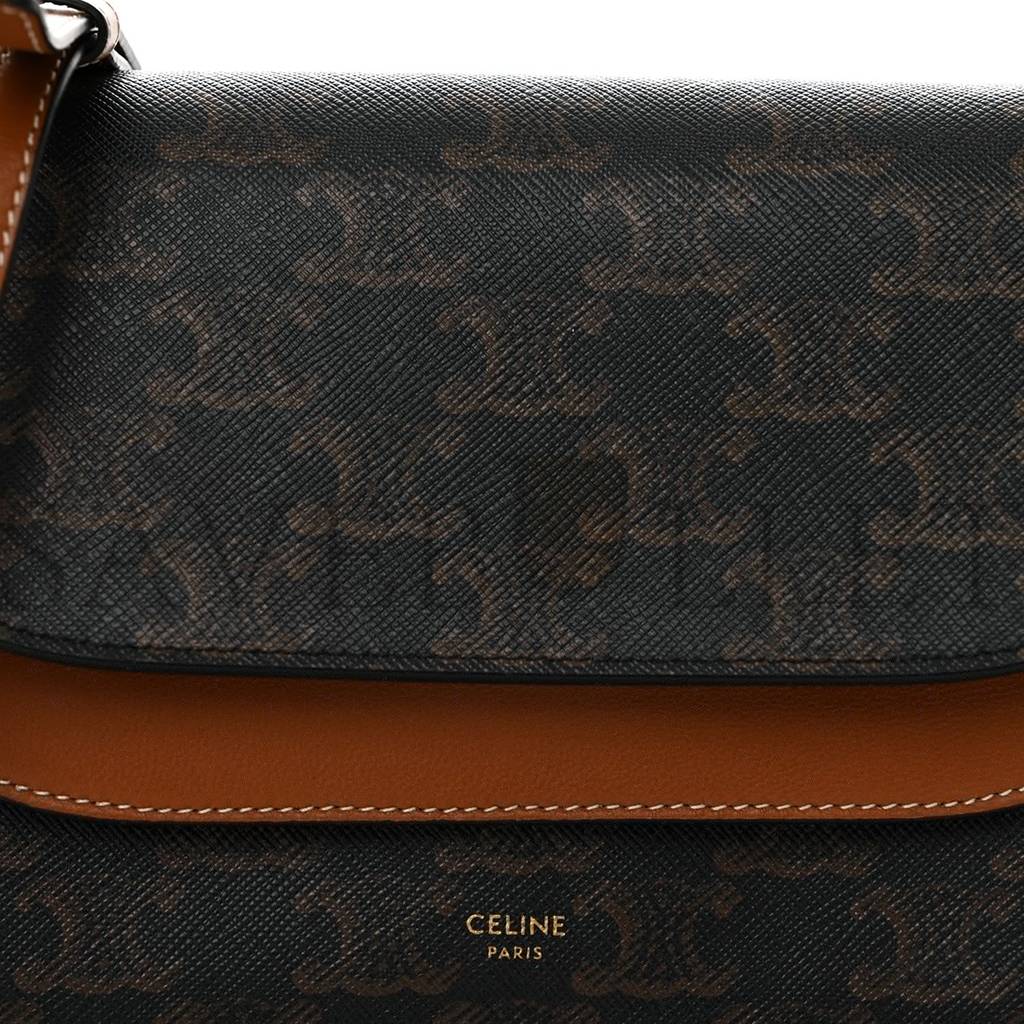 CELINE TRIOMPHE CANVAS LAMBSKIN WALLET ON STRAP TAN (20*13*6cm) CELINE TRIOMPHE CANVAS LAMBSKIN WALLET ON STRAP TAN (20*13*6cm)